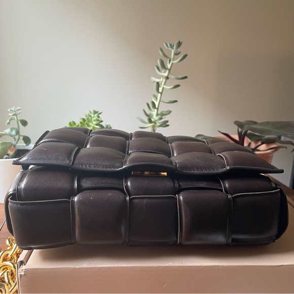 HOST PICK⭐️BOTTEGA VENETA CHAIN CASSETTE BAG -Padded lambskin leather-DARK BROWN - Picture 4 of 16